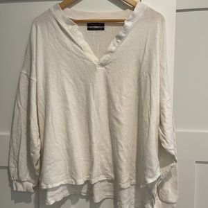 URBAN OUTFITTERS WHITE CREAM BUTTON DOWN HENLEY